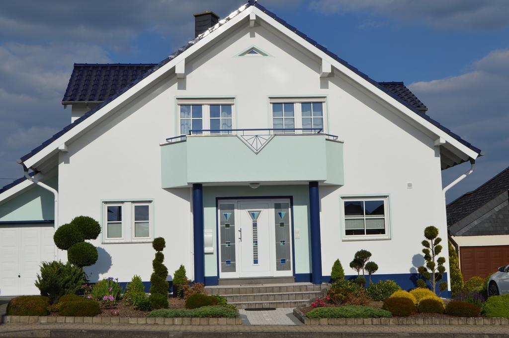 Ferienwohnung Am Park - Vulkanferien Plaidt Exterior photo